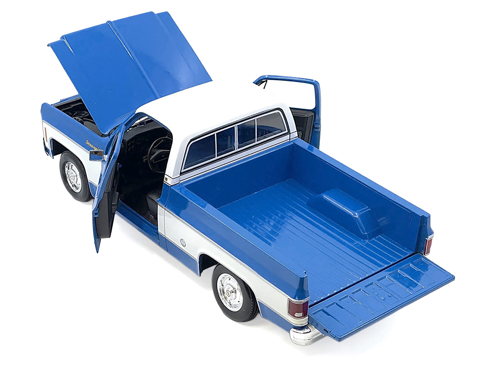 1974 Chevrolet C10 Cheyenne Super Pickup Truck Blue and White &quot;Special Edition&quot; Series 1/18 Diecast Model Car by Maisto