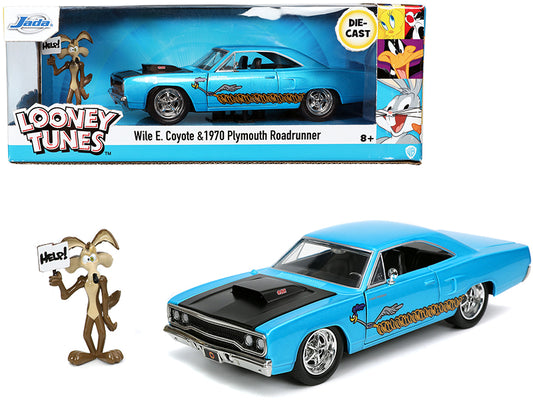 1970 Plymouth 440-6BBL RoadRunner Light Blue Metallic with Black Hood and Wile E. Coyote Diecast Figurine &quot;Looney Tunes&quot; 1/24 Diecast Model Car by Jada