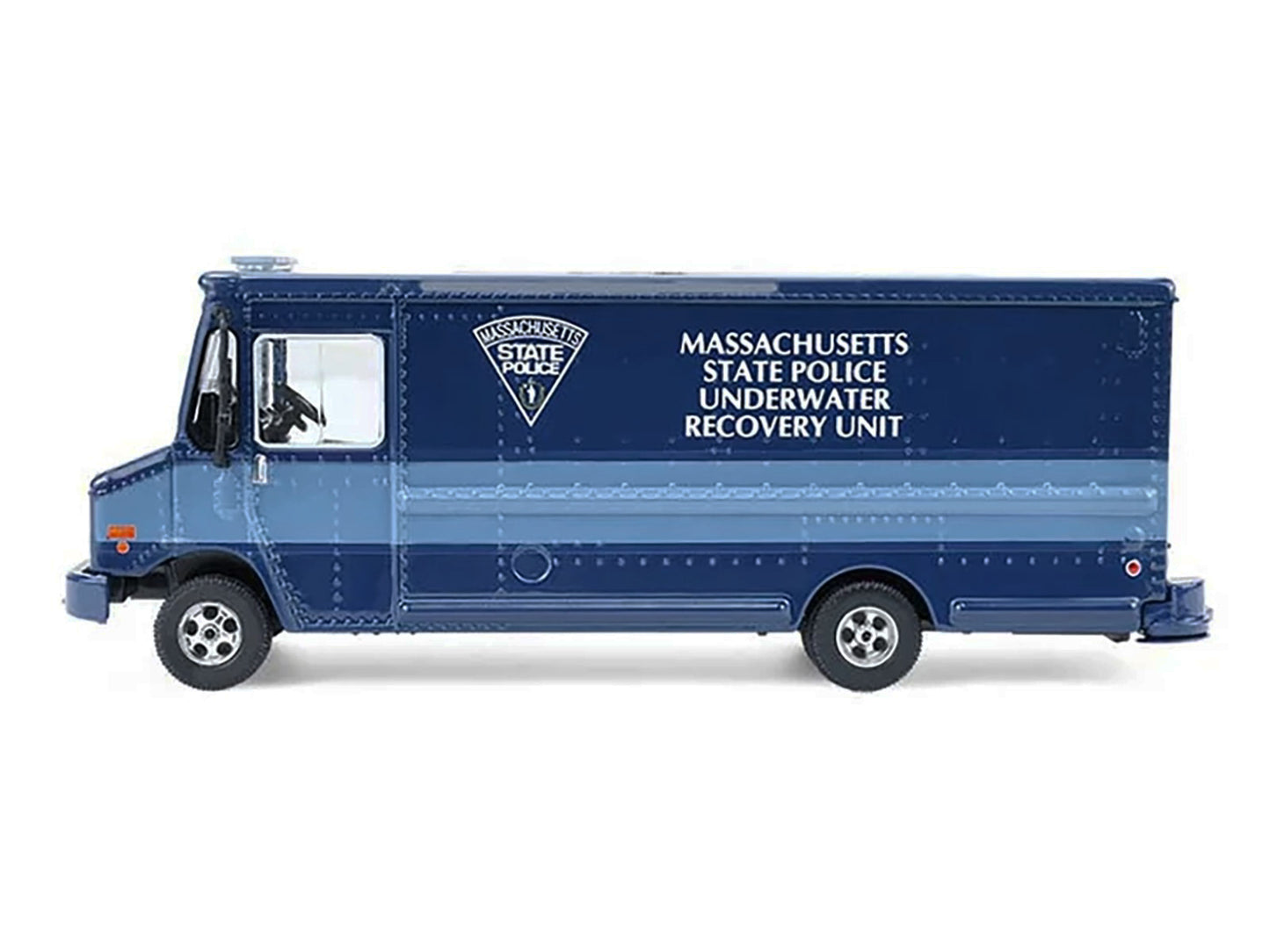 2019 Step Van &quot;Massachusetts State Police Underwater Recovery Unit&quot; Blue Two-Tone &quot;H.D. Trucks&quot; Series 26 1/64 Diecast Model Car by Greenlight