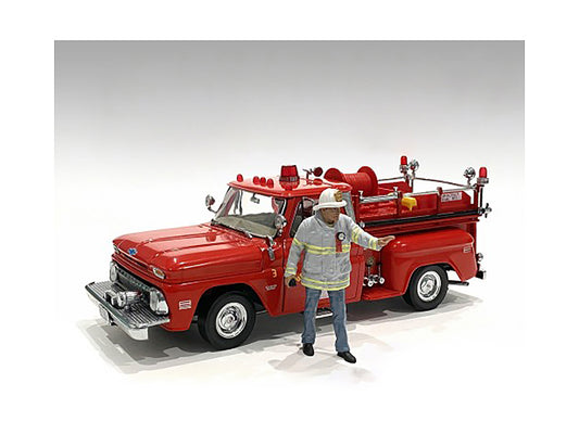 &quot;Firefighters&quot; Fire Captain Figure for 1/24 Scale Models by American Diorama