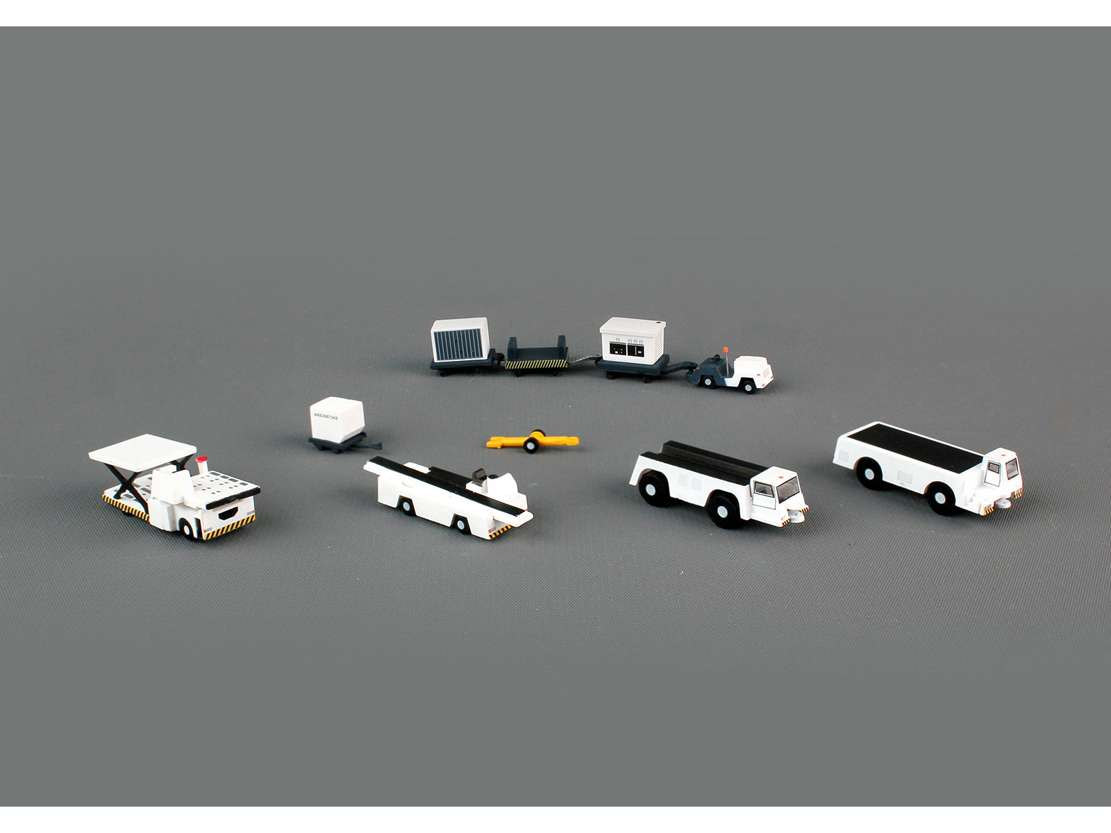 Airport Support Equipment Set of 10 pieces &quot;Gemini 200&quot; Series Diecast Models by GeminiJets