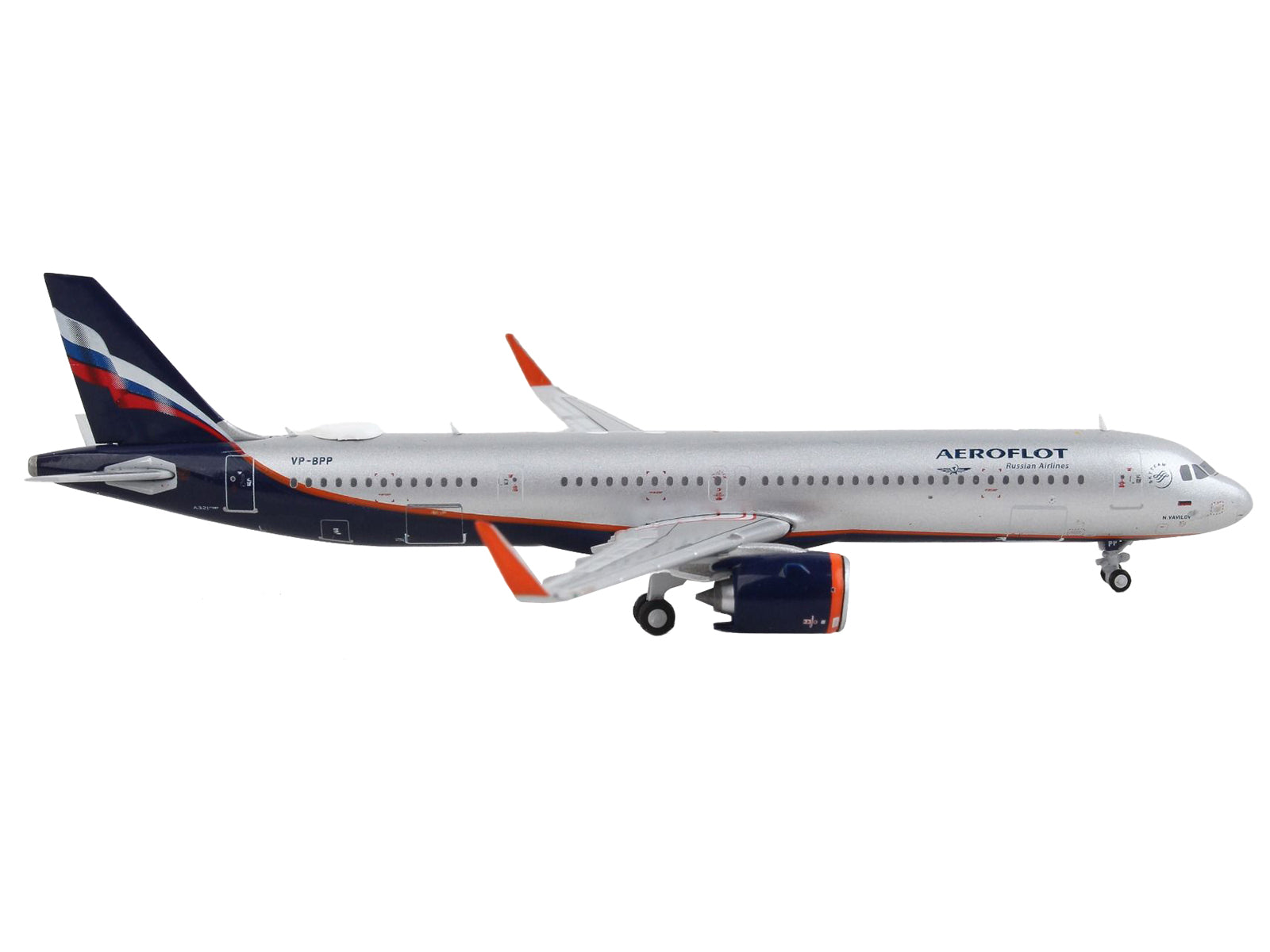 Airbus A321neo Commercial Aircraft &quot;Aeroflot&quot; Silver Metallic with Dark Blue Tail 1/400 Diecast Model Airplane by GeminiJets